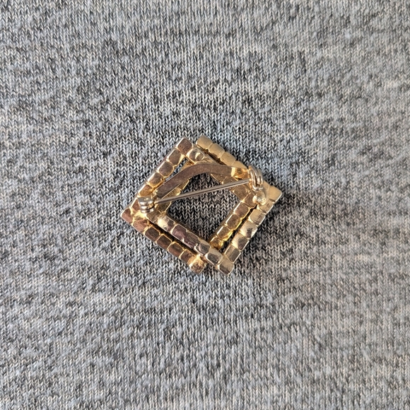 Vintage Double Diamond Purple/Aurora Borealis Rhinestone Brooch with Gol… - Picture 2 of 2